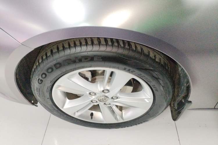 Used Buick Regal 2019 20T Elite Version China VI Standard Exterior 4