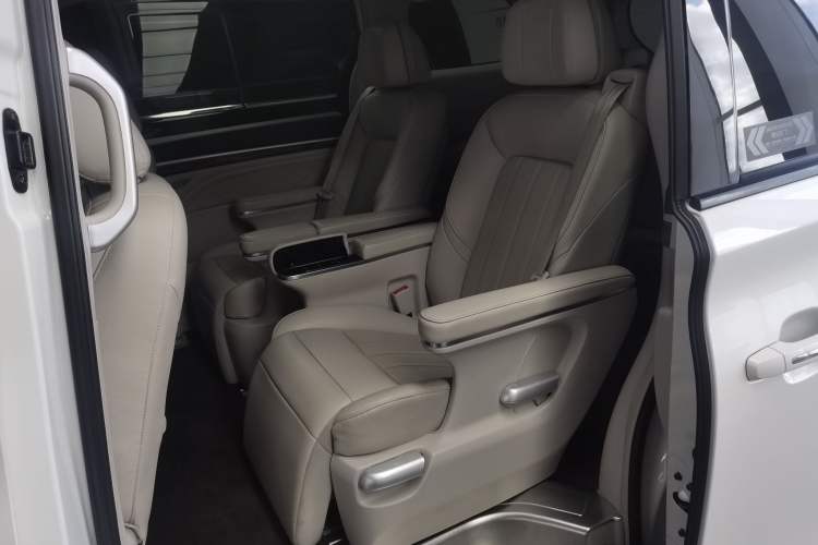 Used GAC Trumpchi M8 2018 320T Luxury Edition
