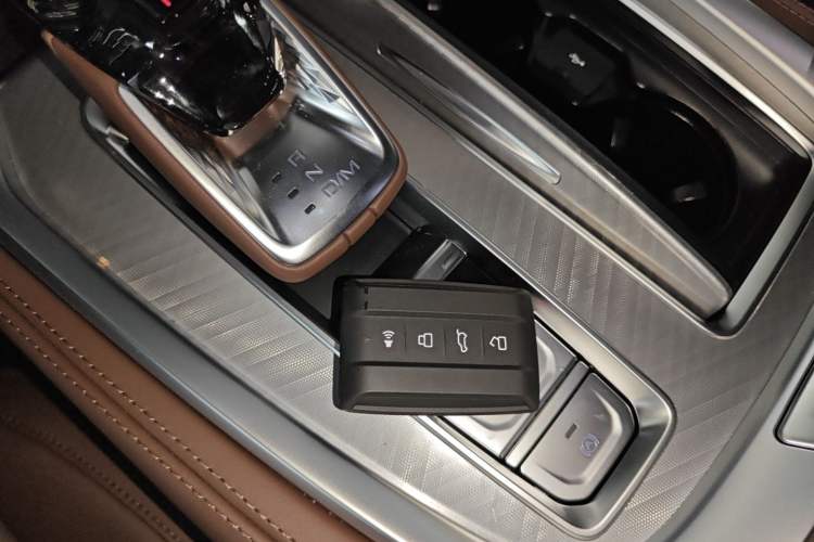 Used Tank 700 New Energy 2024 Hi4-T Extreme Edition
