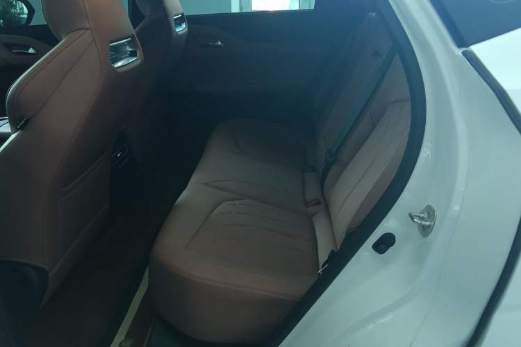 Used CHANGAN UNI-Z New Energy 2024 Blue Whale Smart Electric iDD 125km Beyond Edition Left Rear Seat