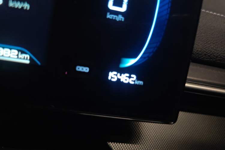 Used BYD Destroyer 05 2024 HONOR Edition DM-i 55KM Luxury Model Odometer Close Up