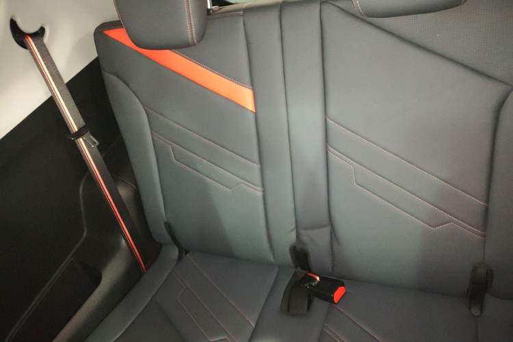 Used Chery New Energy Boundless Pro 2022 301km LingShou Edition Lithium Iron Phosphate