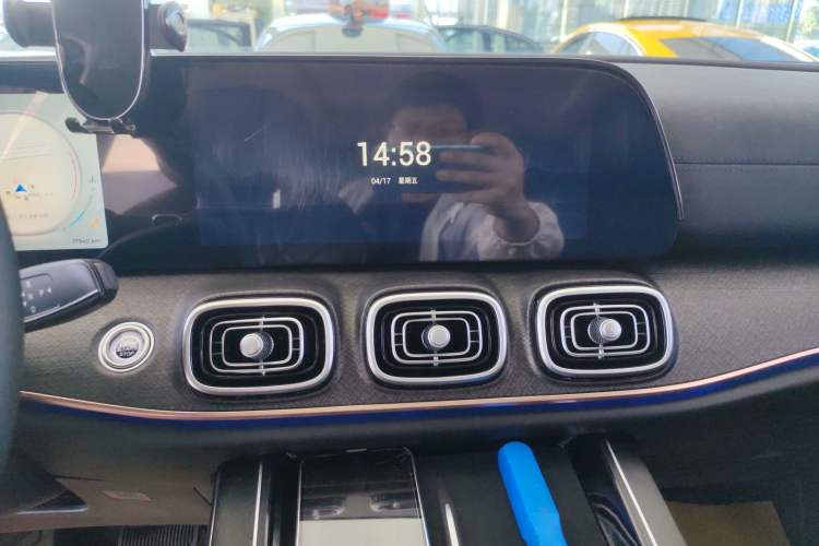 Used Chery Tiggo 9 2023 2.0T Dual-Clutch Two-Wheel Drive Luxury Edition 7 Seats