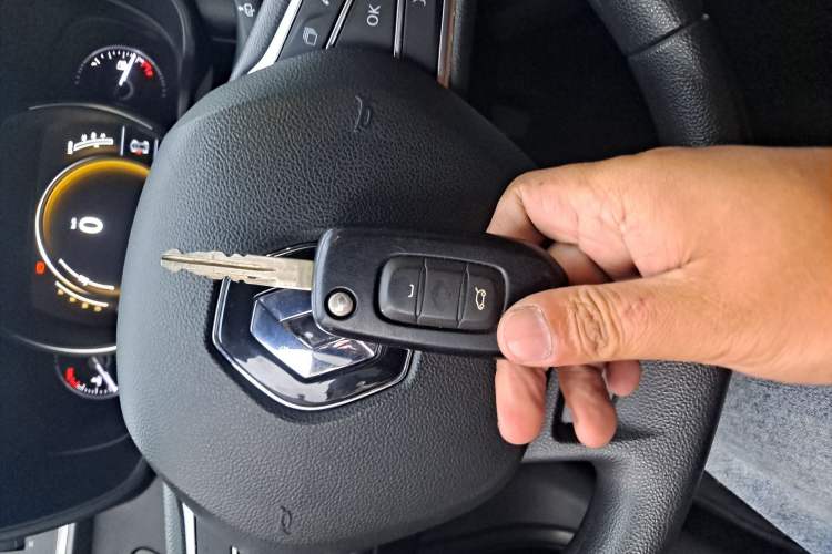 Used Renault Kadjar 2017 2.0L Two-Wheel Drive Fashion Edition
