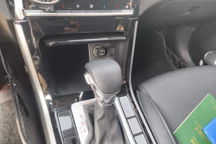 Used Kia K3 2021 1.5L CVT Fashion Edition Gear Lever