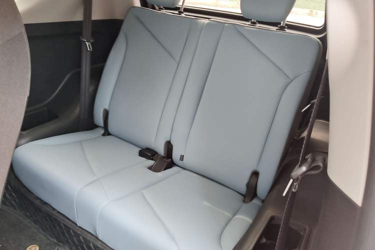 Used Chery New Energy Little Ant 2022 Restyled Version Sweet Pink Edition Half-Sugar Version 30.6 kWh 30 kW 301 km