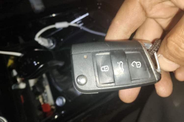 Used Volkswagen Tayron 2019 330TSI Two-Wheel Drive Luxury Model China VI Standard Vehicle Key