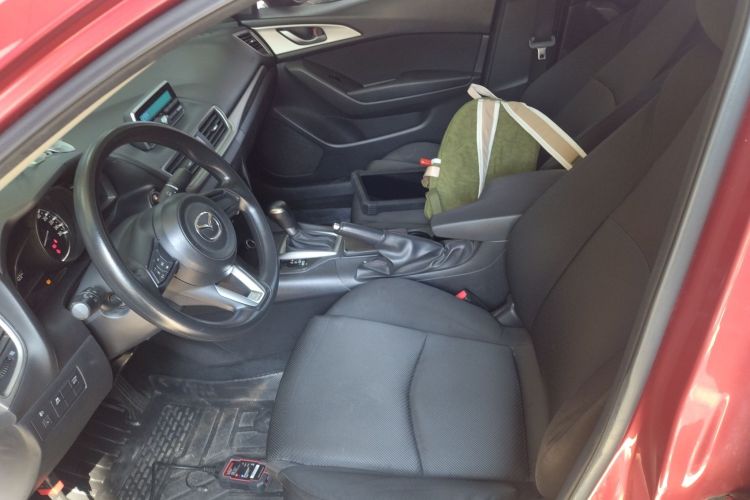 Used Mazda 3 Axela 2017 Sedan 1.5L Automatic Comfort Model Emission Standard China V Driver Seat