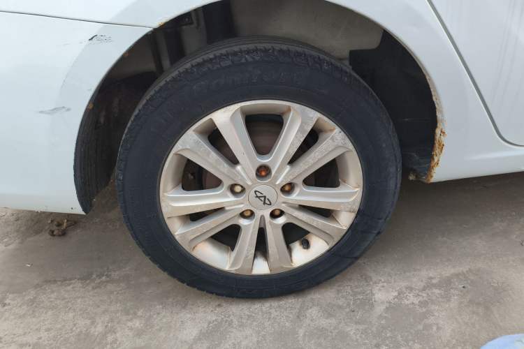 Used Chery E3 2013 1.5L Manual ZhiShang Model
