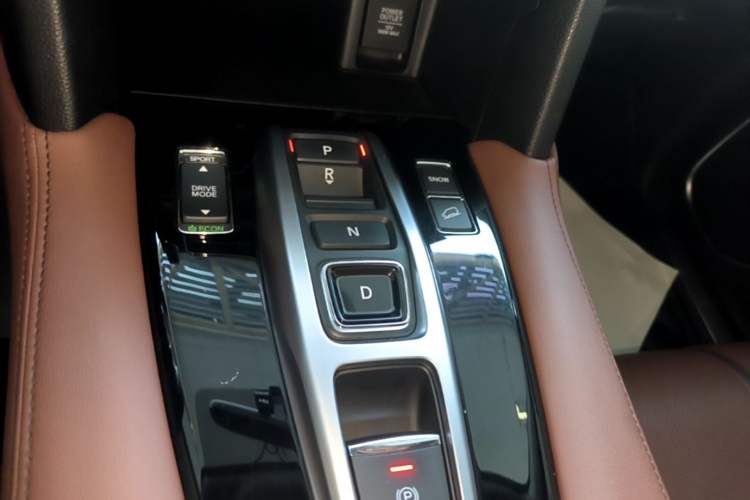 Used Honda UR-V 2020 370TURBO Two-Wheel Drive Luxury Edition Gear Lever