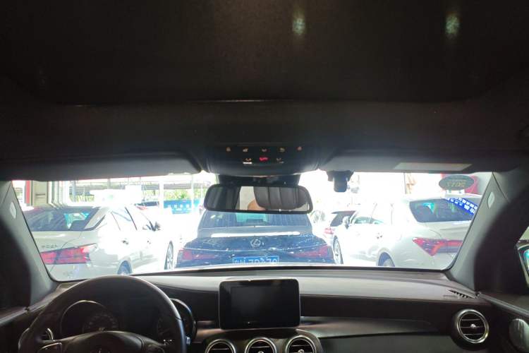 Used Mercedes-Benz GLC 2016 GLC 300 4MATIC Dynamic Model
