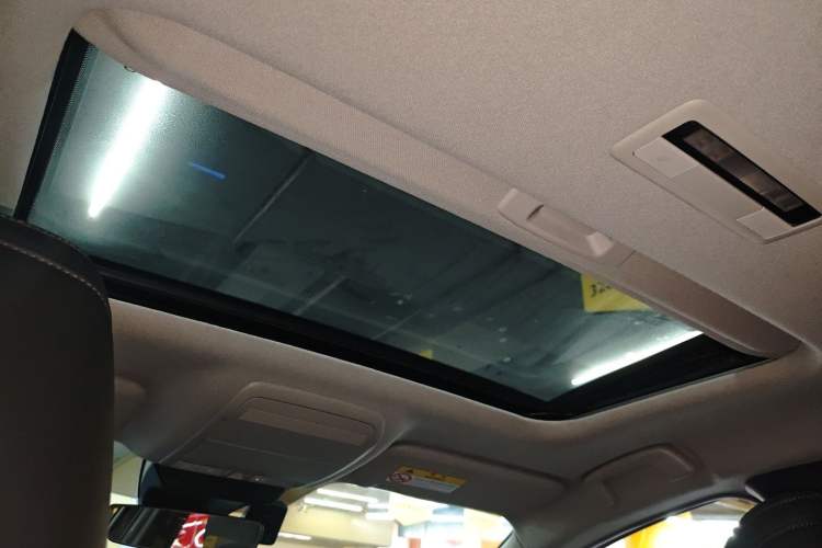 Used Mazda 3 Axela 2021 2.0L Automatic Zhiya Edition Headliner