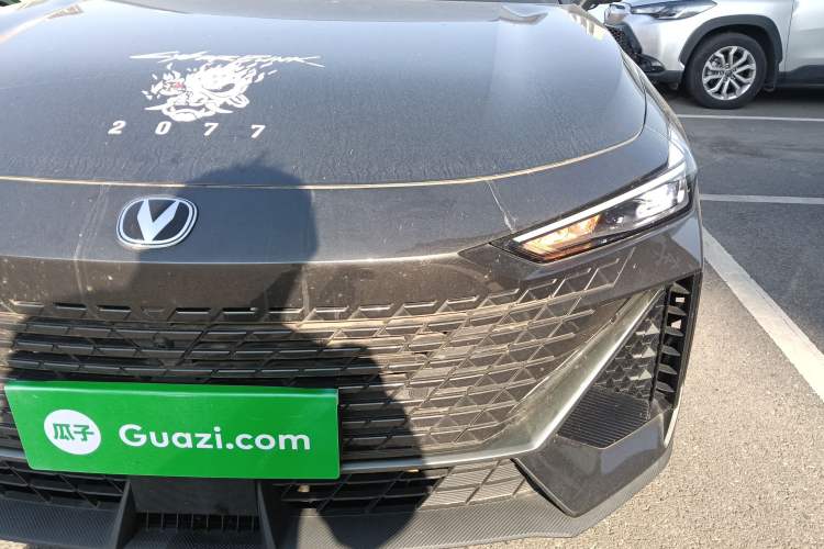 Used Changan UNI-V 2022 1.5T Prestige Version
