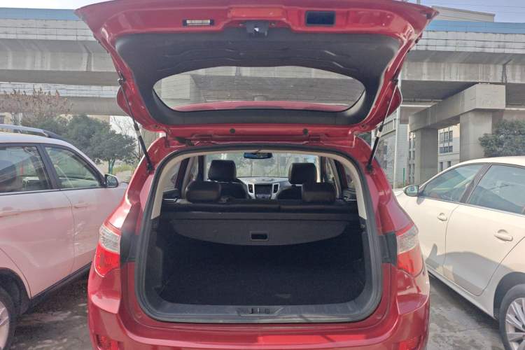 Used CHANGAN CS35 2015 1.6L Manual Luxury Model China IV Standard
