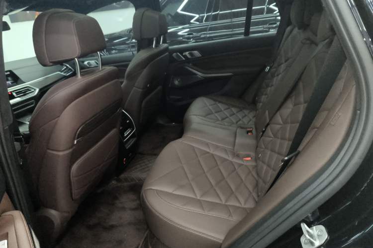 Used BMW X5 2022 Restyled xDrive 40Li M Sport Package