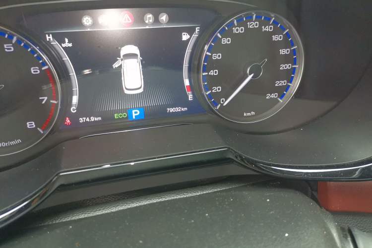 Used GAC Trumpchi GS8 2017 320T Two-Wheel Drive Luxury Smart Connectivity Version (7 Seats)