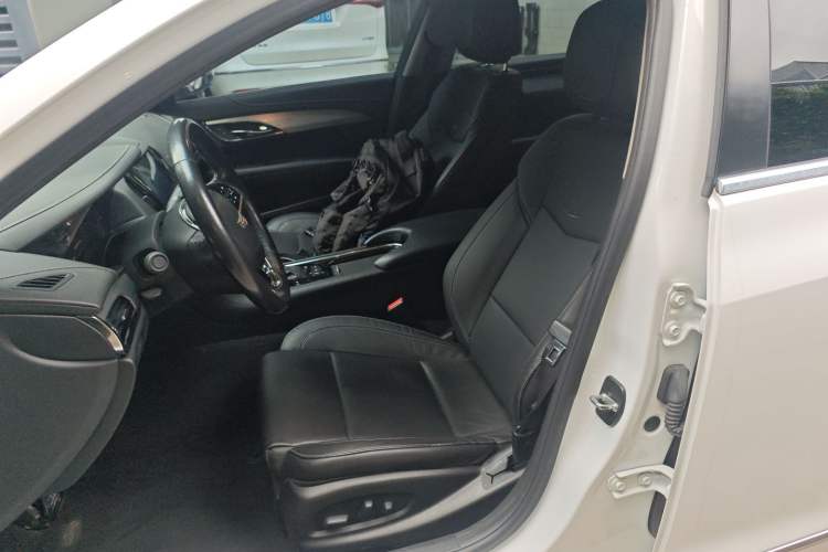 Used Cadillac ATS-L 2017 28T Fashion Edition
