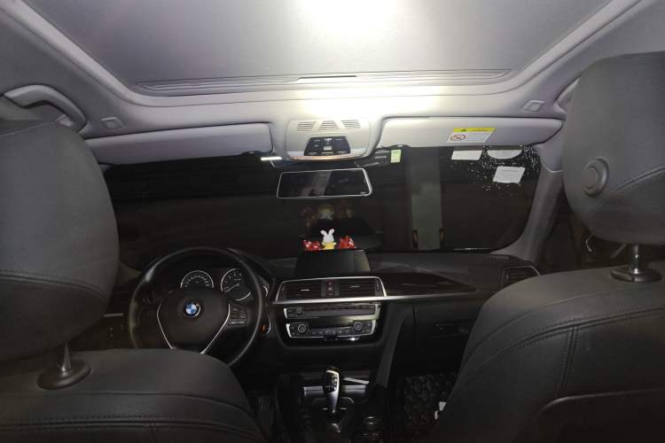 Used BMW 3 Series 2018 320Li Fashion Model Headliner