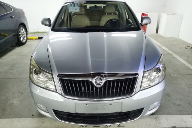 Used Skoda Octavia 2015 Classic Model 1.6L Manual Yijie Edition
