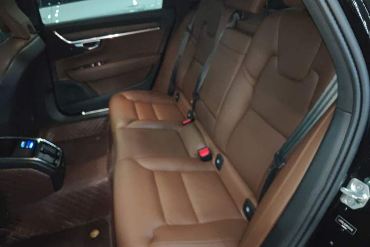 Used Volvo S90 2021 B5 Zhiyuan Luxury Edition