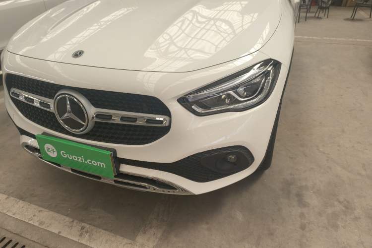 Used Mercedes-Benz GLA 2023 GLA 200 Left Front Headlight