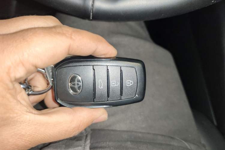 Used Toyota Levin 2024 Smart Electric Hybrid Dual-Engine 1.8L Luxury Edition