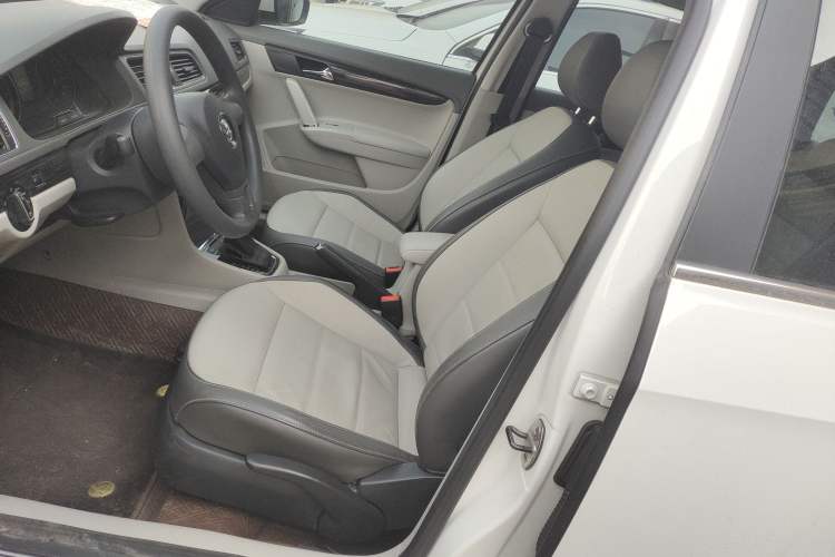 Used Volkswagen Gran Lavida 2013 1.4 TSI Automatic Comfort Model