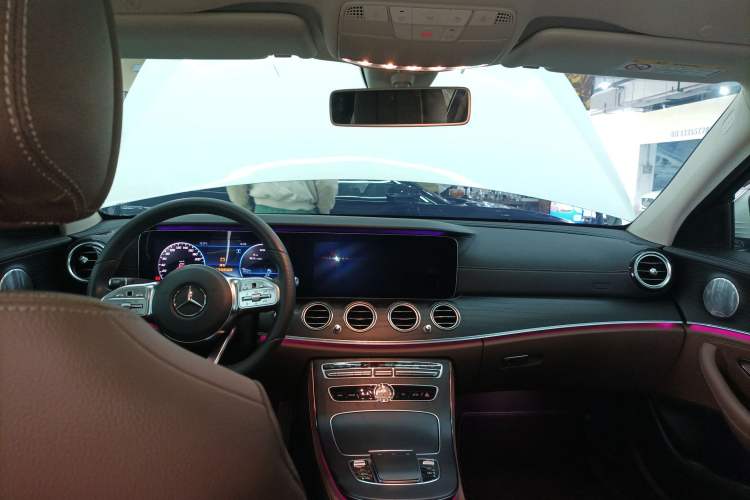 Used Mercedes-Benz E-Class 2019 Restyled E 300 L Sport Luxury Edition
