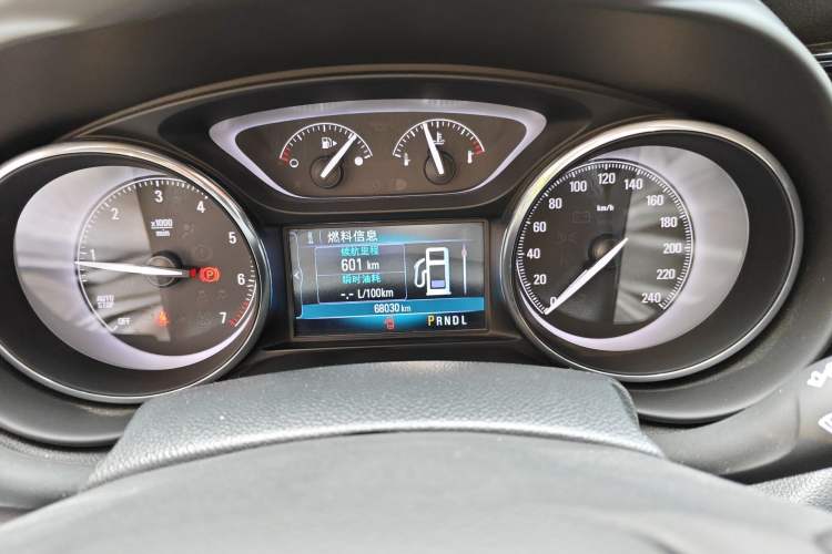 Used Buick Envision 2018 20T Two-Wheel-Drive Elite Model