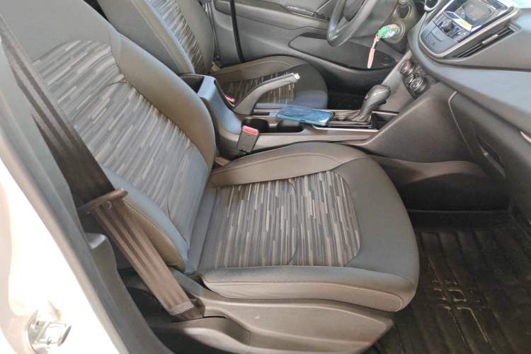 Used Chevrolet Cavalier 2019 320 Automatic Enjoyment with Sunroof