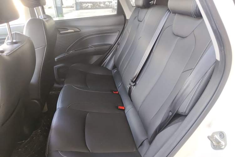 Used NETA AYA 2023 Revised Version 401 Lite Interior 4