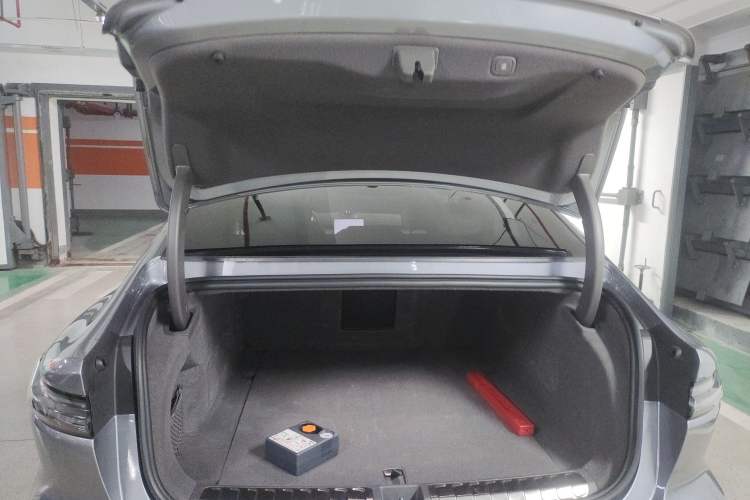 Used Nio ET7 2024 75 kWh Executive Edition Trunk