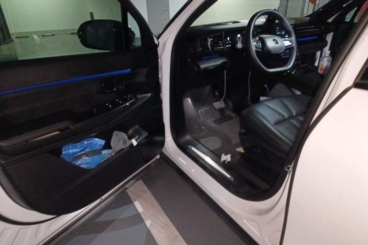 Used Nio ES8 2020 415 km Signature Edition 6-Seater Version