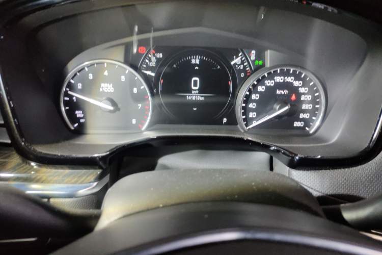 Used Cadillac XT5 2018 25T Luxury Model
