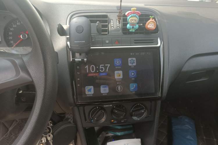 Used Volkswagen Polo 2016 1.4L Automatic Trendy Model Audio And AC Panel