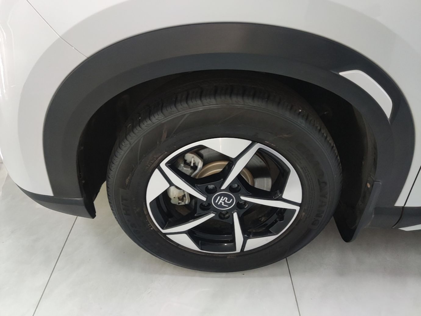 BYD Yuan UP 2024 401 km Active Version — снимка 10