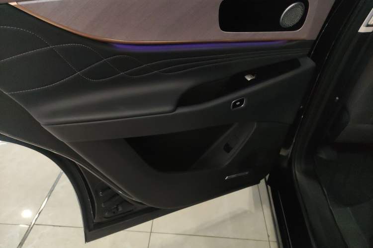 Used Chery Tiggo 9 C-DM 2025 1.5T 106KM Ultra-Enjoyment Version 5 Seats Lithium Iron Phosphate