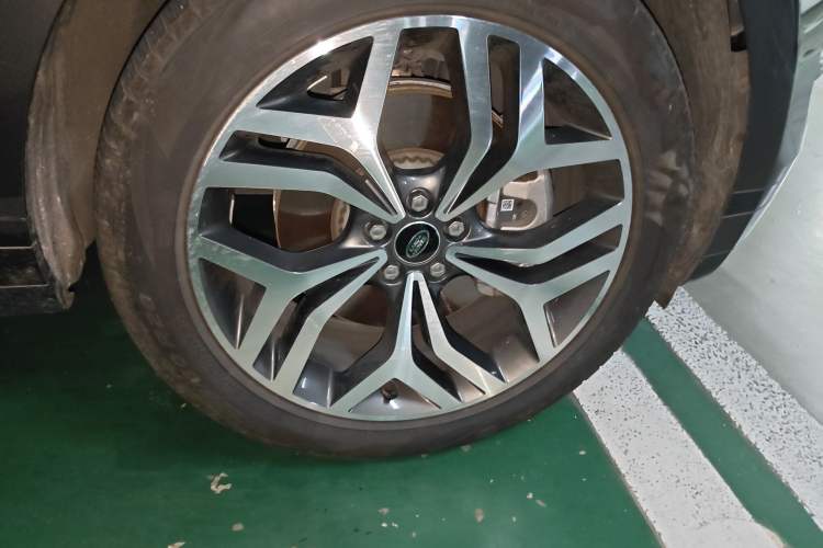 Used Land Rover Range Evoque 2023 Aurora L 249 PS Luxury Edition
