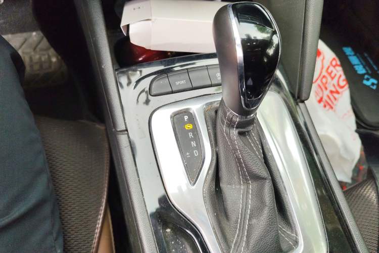 Used Buick Regal 2019 20T Elite Version China VI Standard