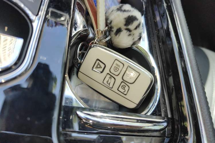 Used Jaguar XJ 2018 XJL 3.0 SC Two-Wheel-Drive Elegant Business Edition Interior 1