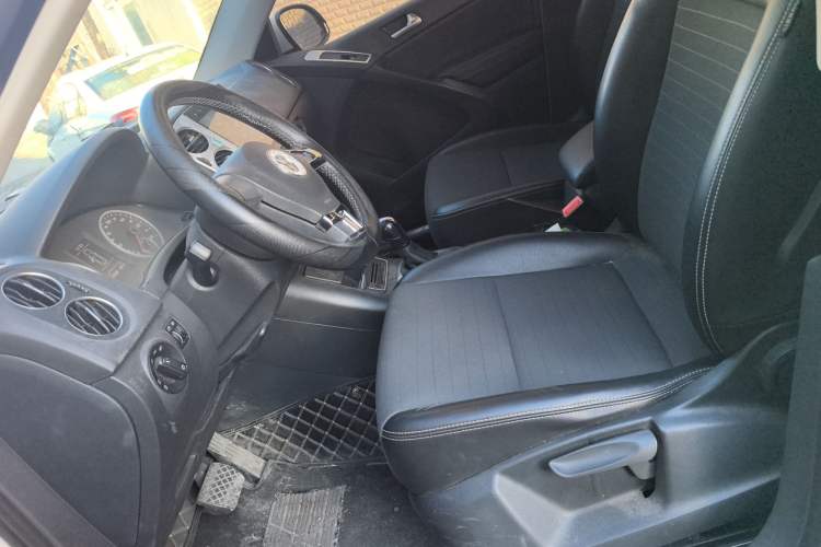 Used Volkswagen Tiguan 2016 300TSI Automatic Two-Wheel Drive Trend Edition Left Front Seat