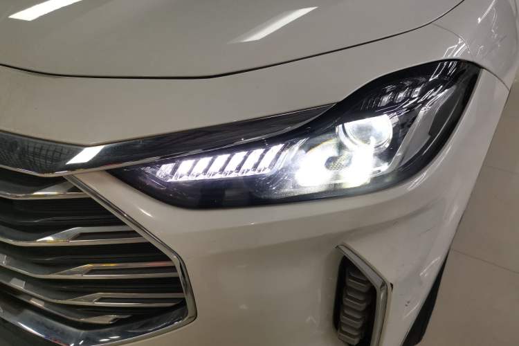 Used JETOUR X70 PLUS 2021 1.5T Manual Lin 5-Seater
