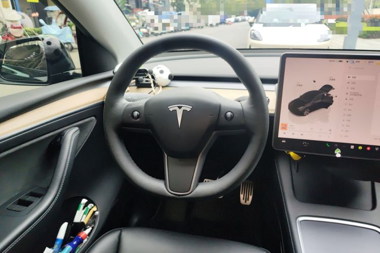 Used Tesla Model Y 2022 Rear-Wheel-Drive Version
