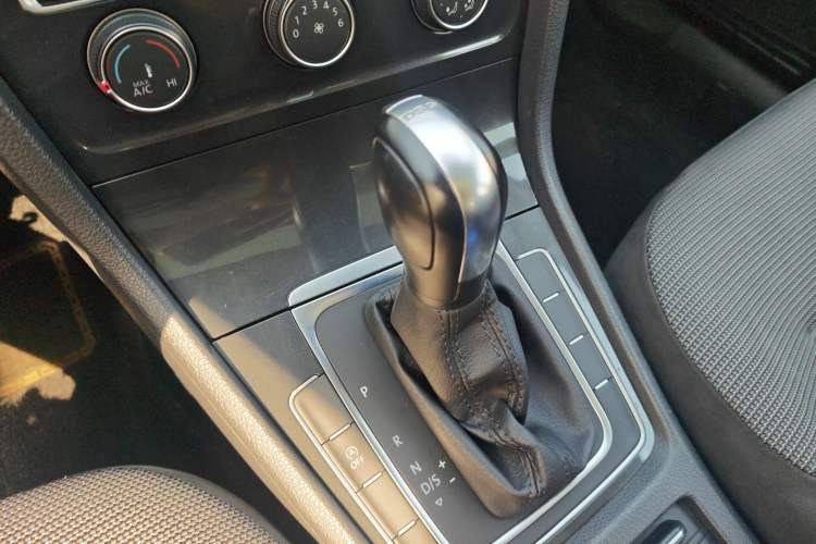 Used Volkswagen Golf 2018 230TSI Automatic Comfort Model