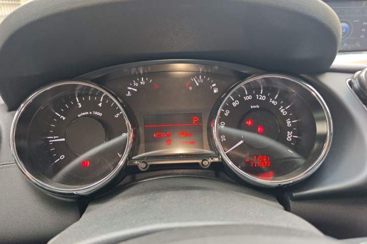 Used Peugeot 3008 2013 1.6THP Automatic Trend Edition Instrument Cluster