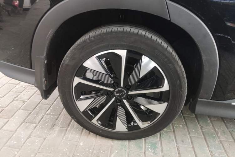 Used BYD Song PLUS New Energy 2025 EV 520km Luxury Version