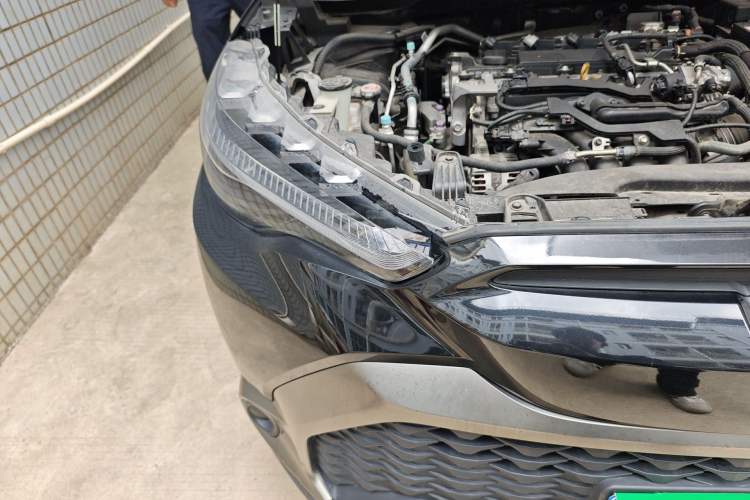 Used Toyota FRONTLANDER 2023 2.0L CVT Luxury Edition Right Front Headlight