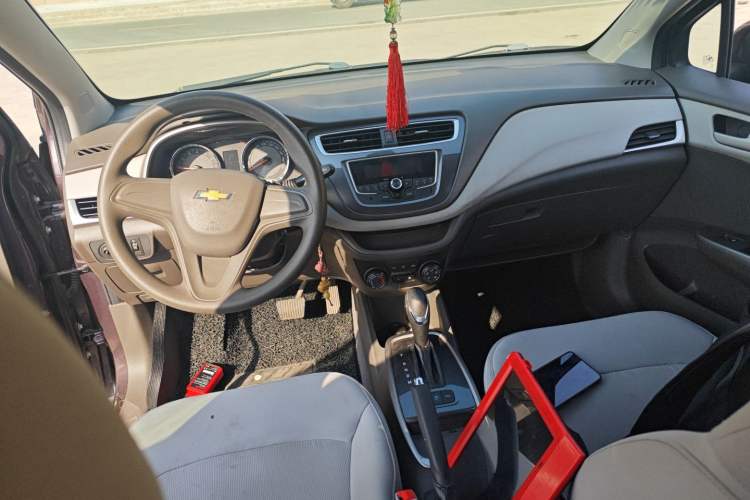 Used Chevrolet Lova RV 2016 1.5L Automatic Comfort Edition