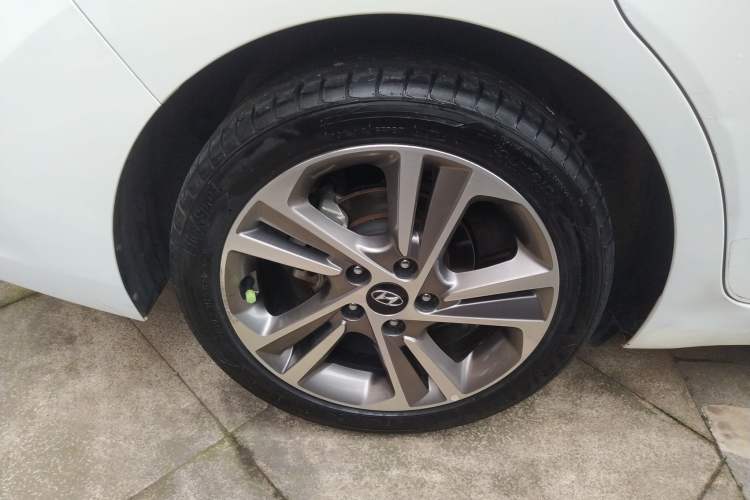 Used Hyundai Elantra (6th Generation / Lingdong) 2016 1.6L Automatic ZhiXuan – Elite Version
