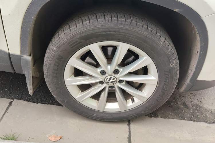 Used Volkswagen Tiguan 2015 1.8TSI Automatic Two-Wheel Drive Comfort Edition
